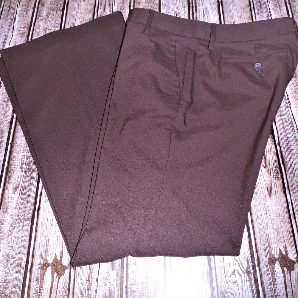Brown Straight Leg Stretch Career Pants w/zipper.